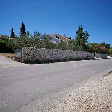Villa Lovor *