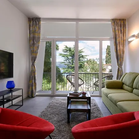 Villa Lovor *